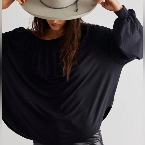 Free People Tops - FREE PEOPLE We The Free Care Free People Serenade Tee Black EUC Size S